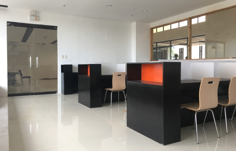 フィリピン留学 Cebu21 - EV Academy-Library-2